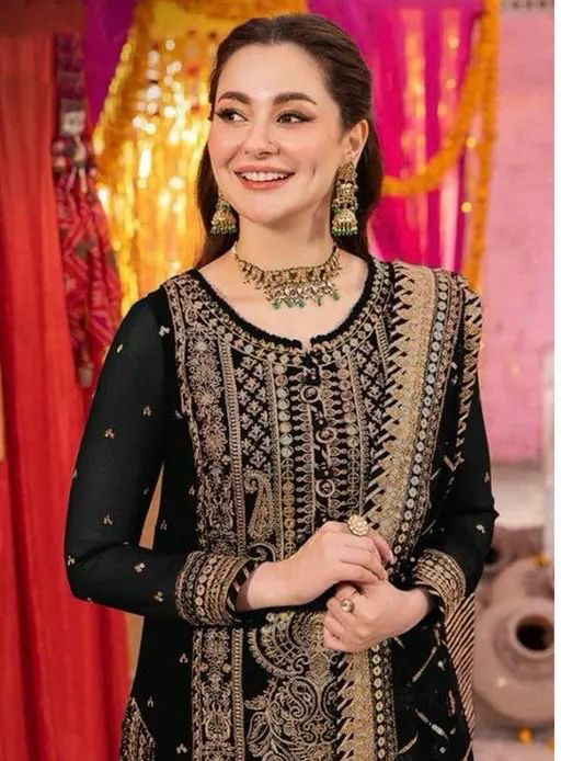 Beautiful faux georgette black