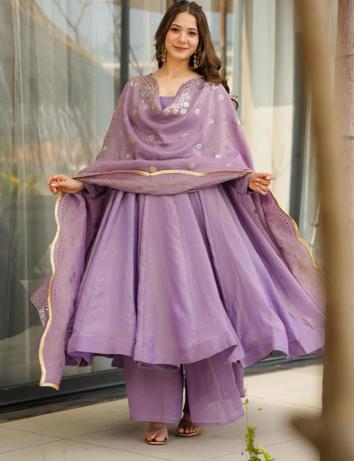Heavy fandy silk gown